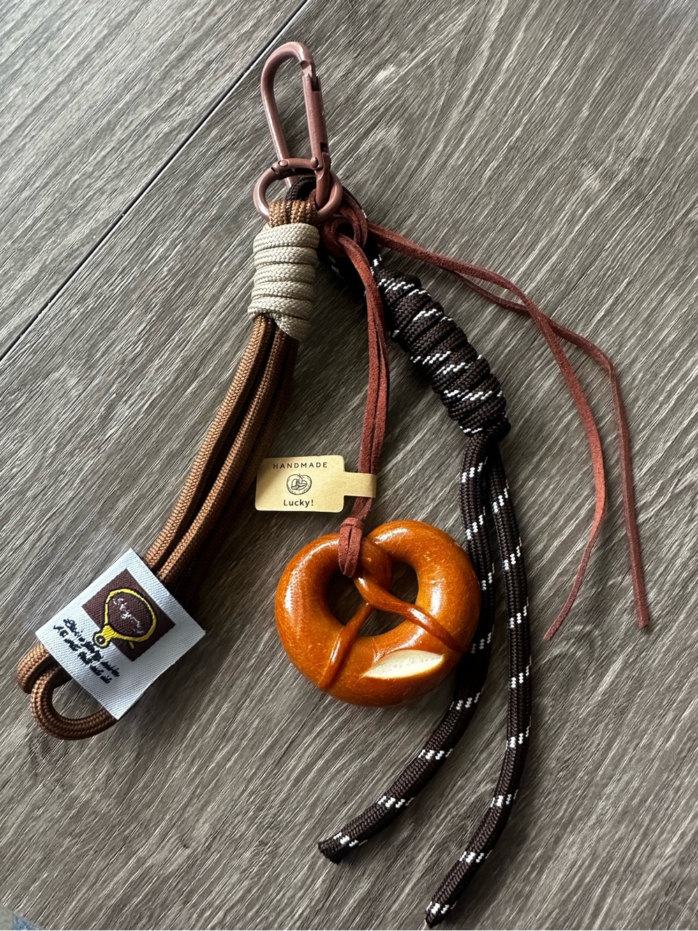 Pretzel Lovers Cute Bag Keychain
Charm